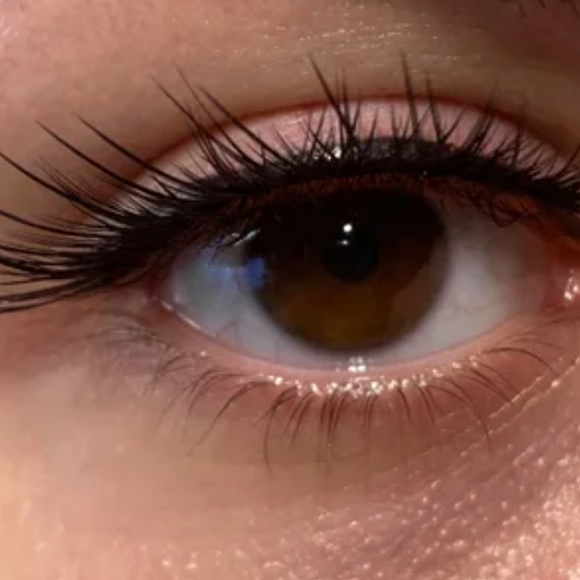 Mac Eyelashes NWT - Picture 2 of 6